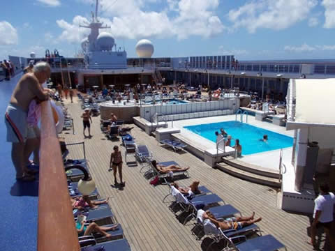 A Europa en barco, auto y avión