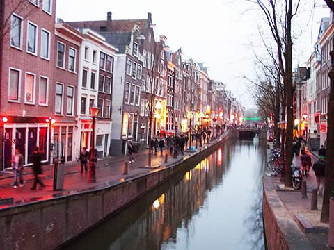 Brujas, Amsterdam y Londres, en auto alquilado