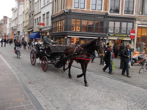 Brujas, Amsterdam y Londres, en auto alquilado