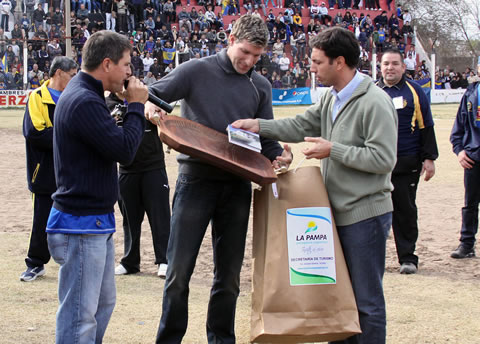 FOTO: Martín Palermo en Santa Rosa